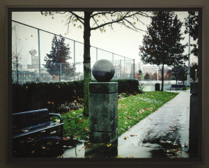 Jeff-Wall-Concrete-Ball-Dia-in-lichtbak-2002